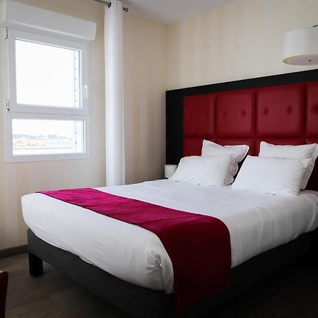 Logis Hotel Saint Guirec Et De La Plage Perros-Guirec Exterior photo